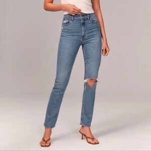 Abercrombie & Fitch 90s Slim Straight Ultra High Rise Jeans | Size 33 / 16